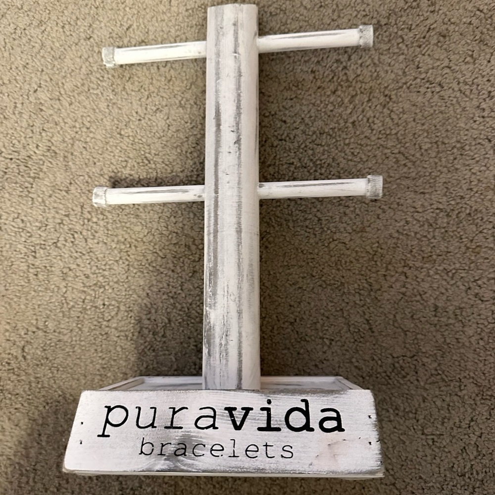 Pura Vida Bracelet Stand